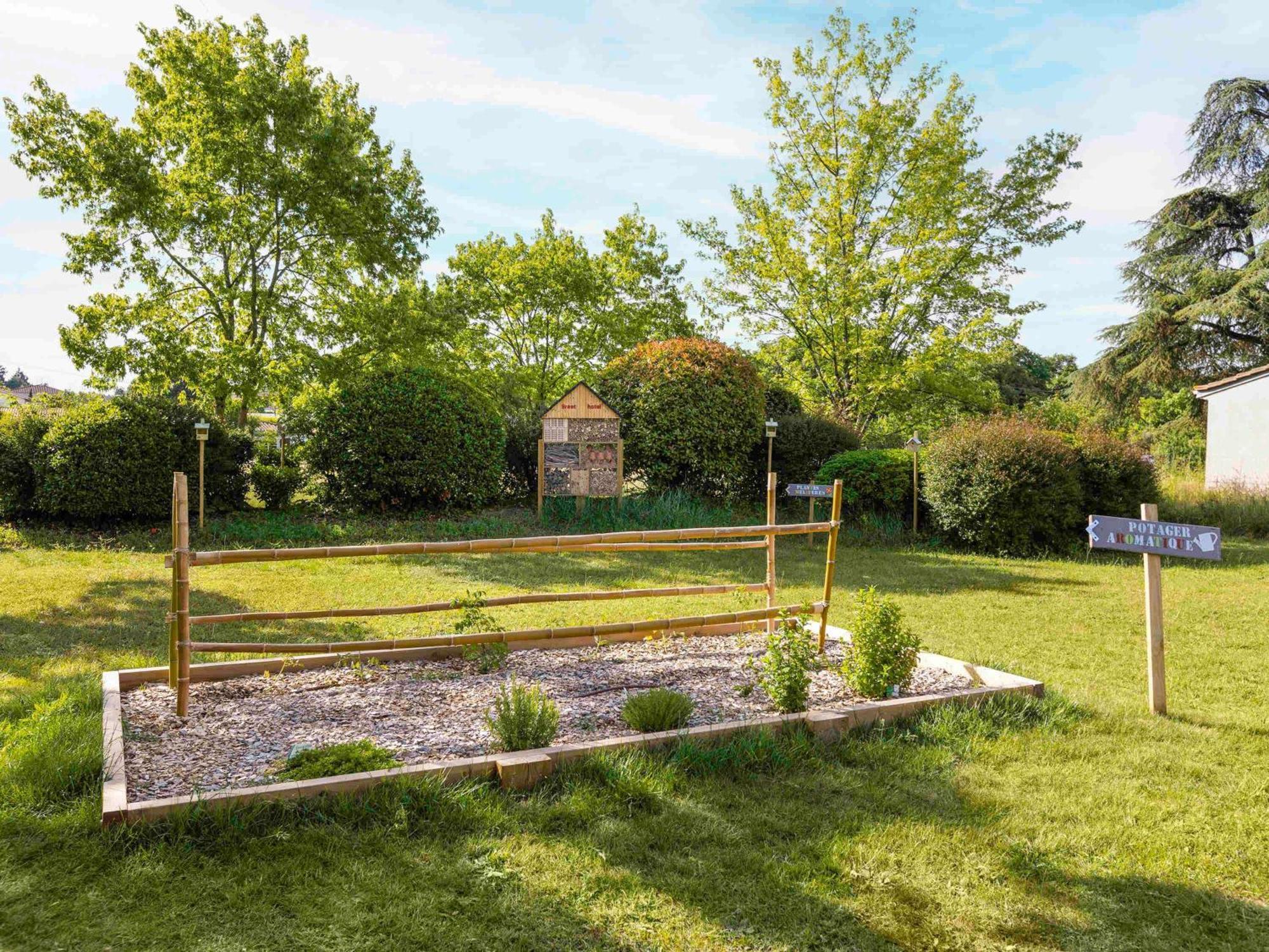 Greet Angoulême - Nouvelle Marque écoresponsable Accor, Engagé Rse, Produits Locaux, Terrain De Pétanque, Terrasse, Dog Friendly 2* Saint-Yrieix-sur-Charente